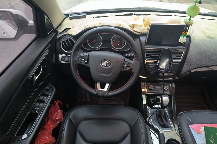 Used Bestune X40 2017 1.6L Automatic Prestige Edition Steering Wheel