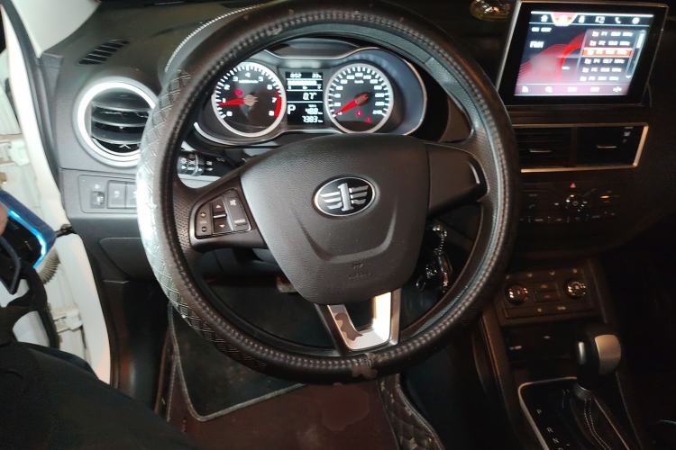 Used Bestune X40 2017 1.6L Automatic Luxury Model Steering Wheel
