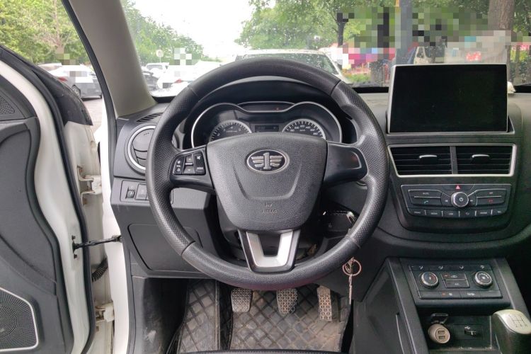 Used Bestune X40 2017 1.6L Manual Luxury Edition Steering Wheel