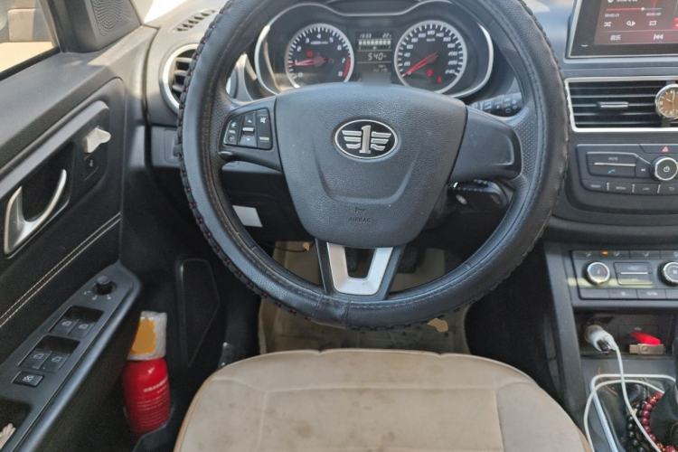 Used Bestune X40 2017 1.6L Manual Luxury Edition Steering Wheel