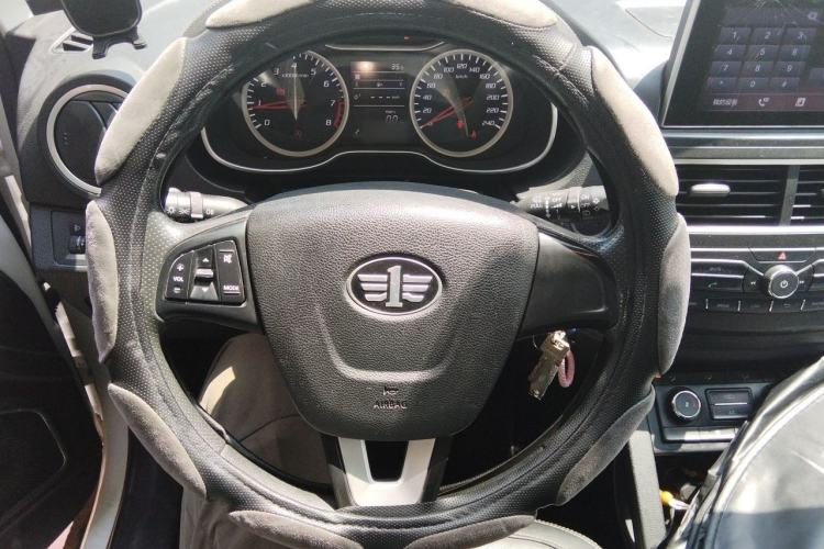 Used Bestune X40 2017 1.6L Manual Luxury Edition Steering Wheel