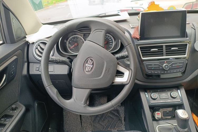 Used Bestune X40 2017 1.6L manual Comfort trim level Steering Wheel