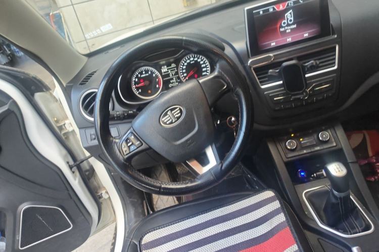 Used Bestune X40 2017 1.6L Manual Luxury Edition Steering Wheel