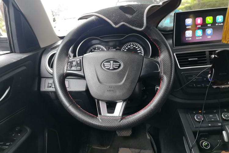 Used Bestune X40 2017 1.6L Automatic Luxury Model Steering Wheel