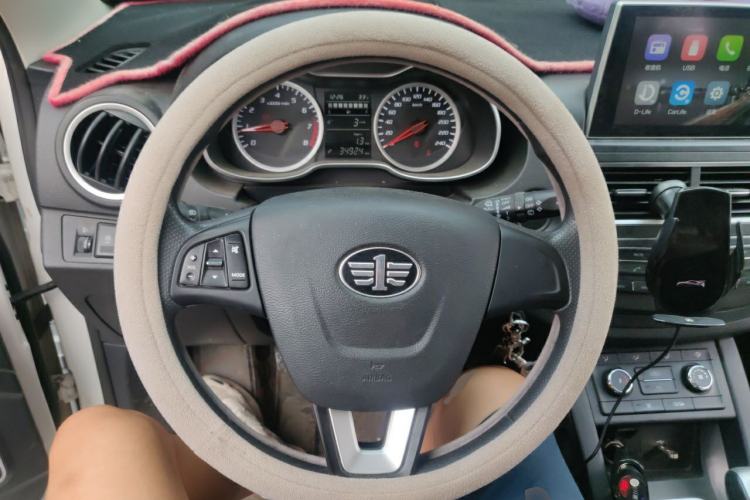 Used Bestune X40 2017 1.6L Manual Luxury Edition Steering Wheel