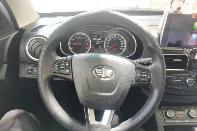 Used Bestune X40 2017 1.6L Automatic Prestige Edition Steering Wheel