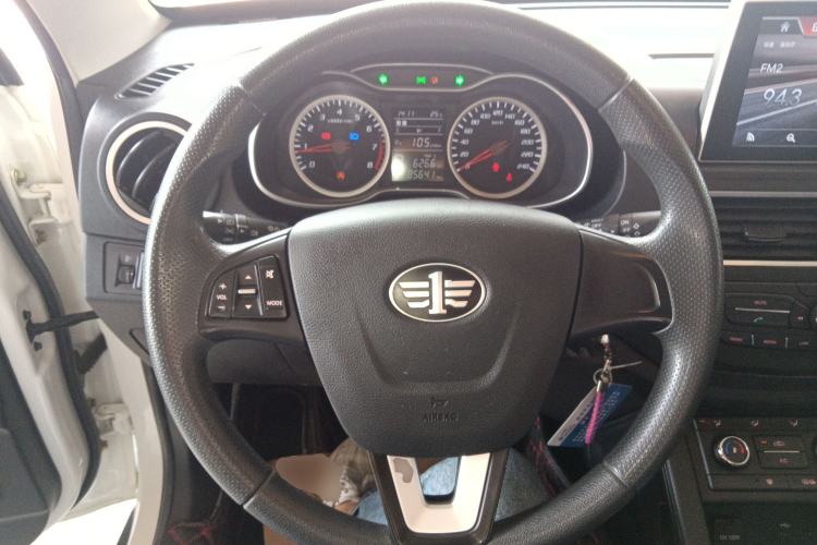 Used Bestune X40 2017 1.6L Automatic Luxury Model Steering Wheel