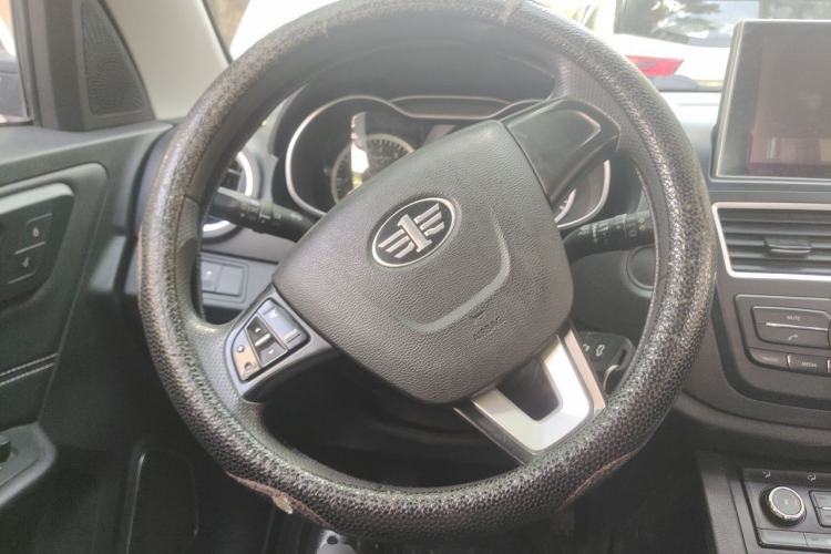 Used Bestune X40 2017 1.6L Manual Luxury Edition Steering Wheel
