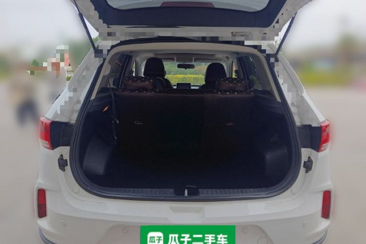 Used Bestune X40 2017 1.6L Automatic Prestige Edition Trunk