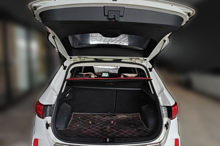 Used Bestune X40 2017 1.6L Manual Luxury Edition Trunk