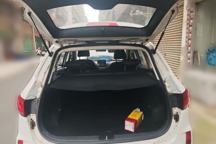 Used Bestune X40 2017 1.6L Automatic Luxury Model Trunk