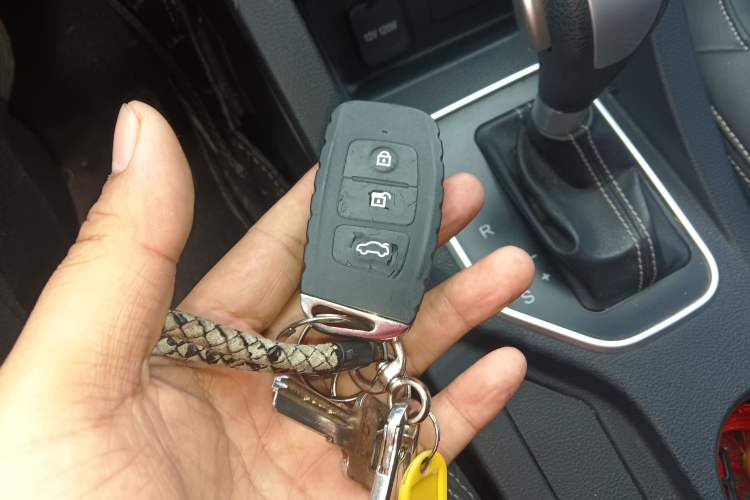 Used Bestune X40 2017 1.6L Automatic Prestige Edition Vehicle Key