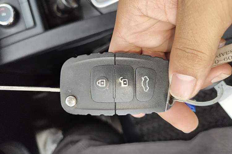 Used Bestune X40 2017 1.6L Automatic Luxury Model Vehicle Key