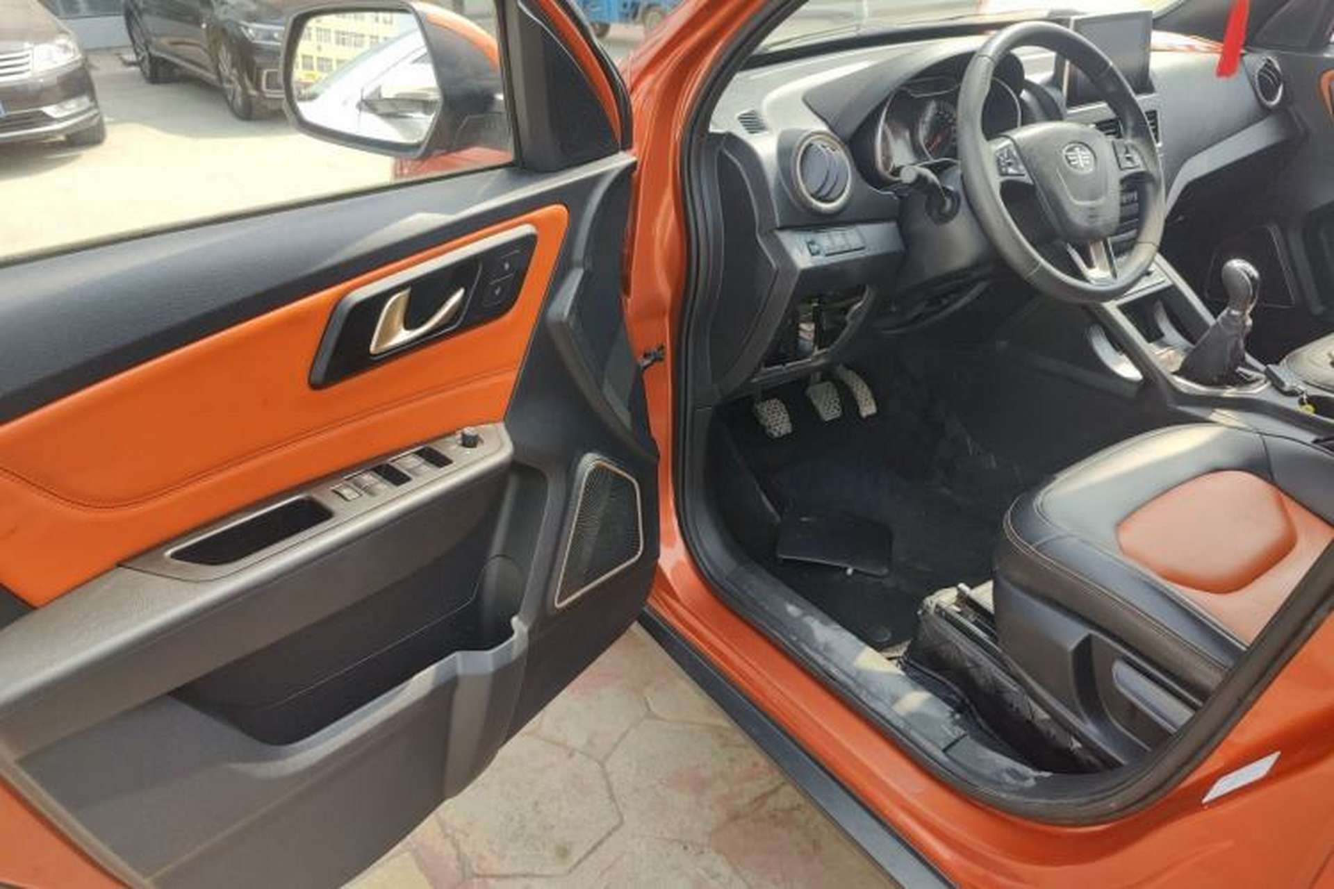 Used Bestune X40 2017 1.6L Manual Prestige Edition Driver Seat