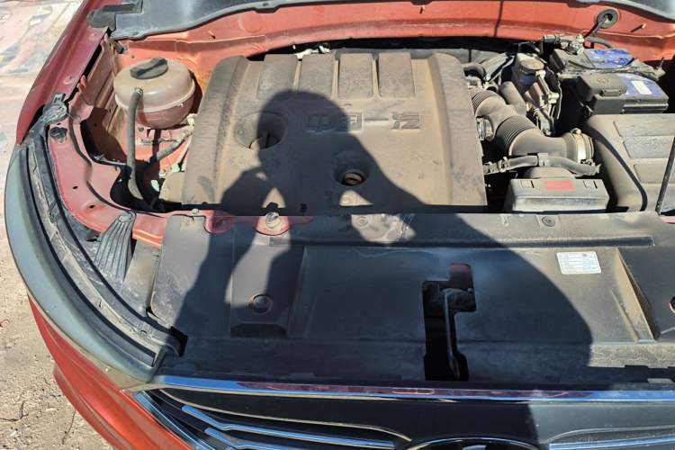Used Bestune X40 2017 1.6L Automatic Prestige Edition Engine Bay Right