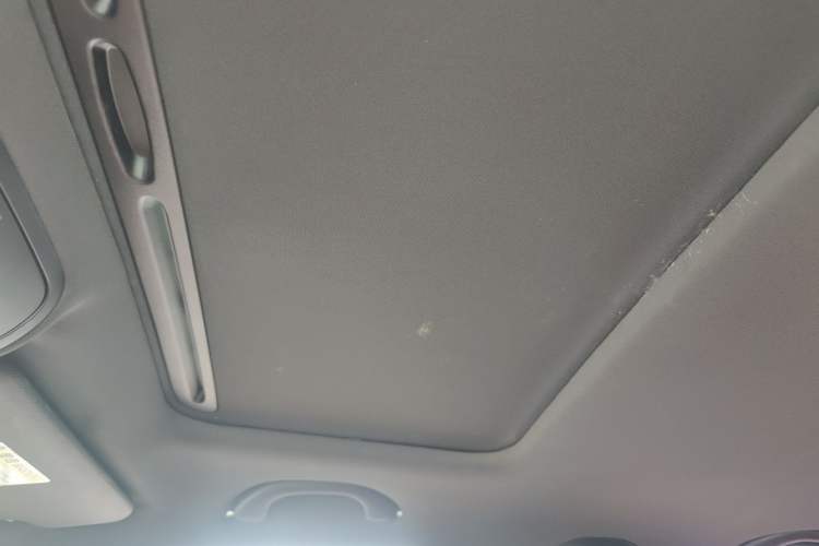 Used Bestune X40 2017 1.6L Manual Prestige Edition Headliner