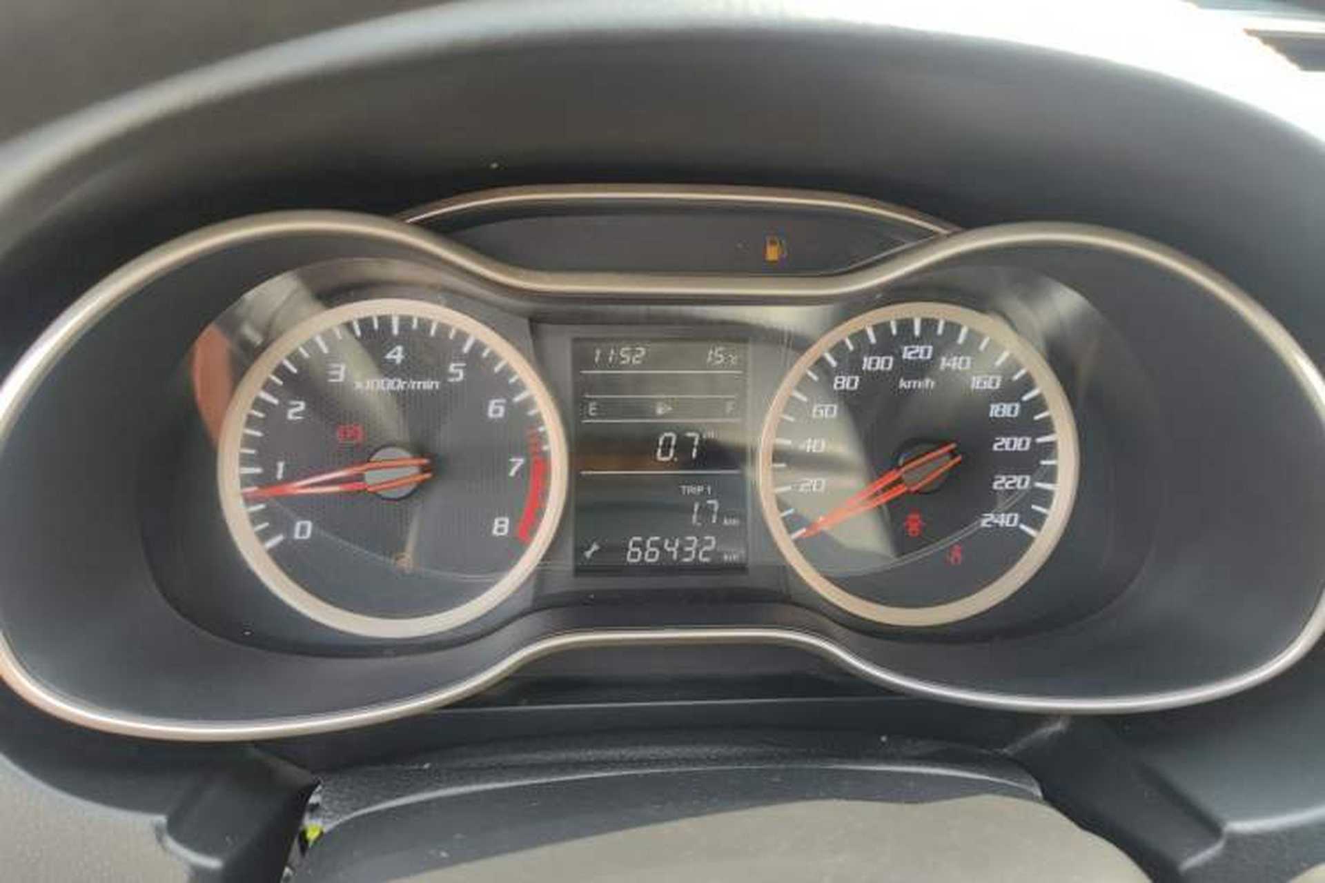 Used Bestune X40 2017 1.6L Manual Prestige Edition Instrument Cluster