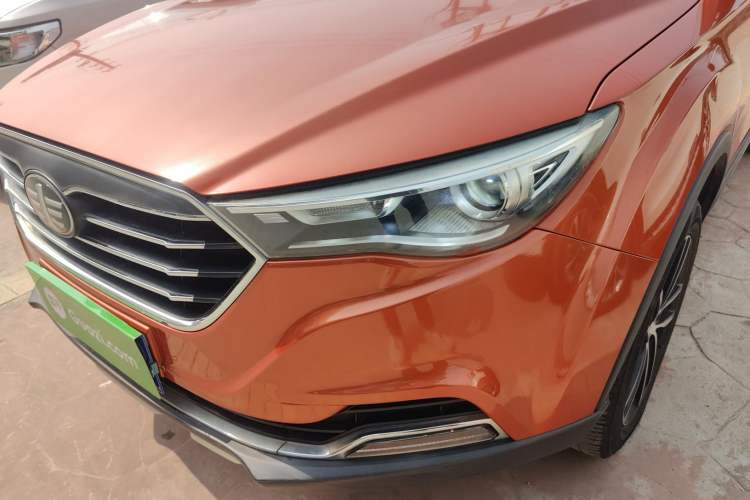 Used Bestune X40 2017 1.6L Manual Prestige Edition Left Front Headlight