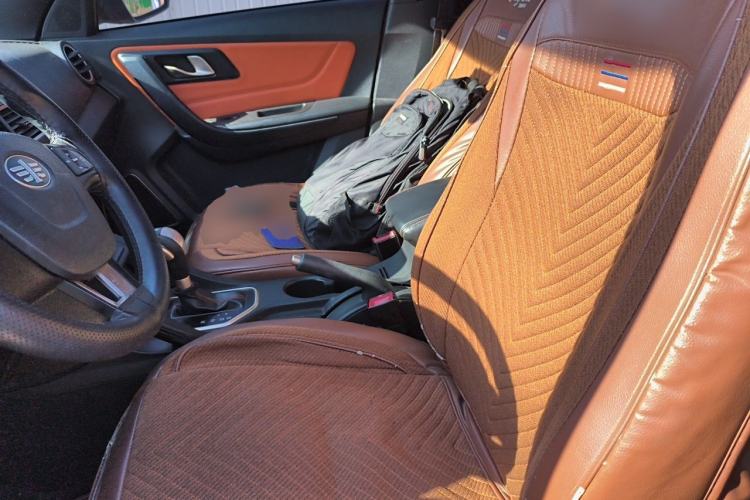 Used Bestune X40 2017 1.6L Automatic Prestige Edition Left Front Seat