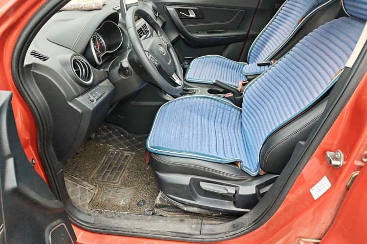 Used Bestune X40 2017 1.6L Automatic Prestige Edition Left Front Seat