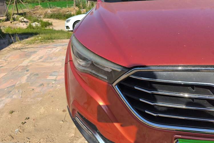 Used Bestune X40 2017 1.6L Automatic Prestige Edition Right Front Headlight