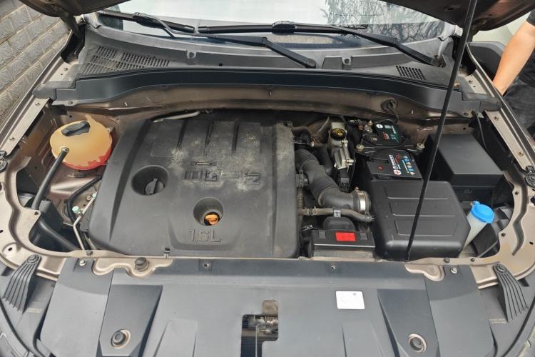 Used Bestune X40 2018 Internet Celebrity Edition 1.6L Automatic Connected Smart Cool Type Engine Bay