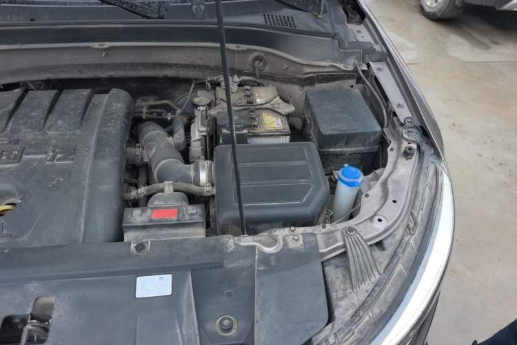 Used Bestune X40 2018 Internet Celebrity Edition 1.6L Automatic Luxury Version Engine Bay Left