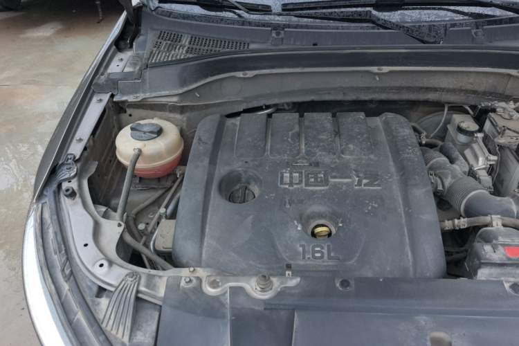 Used Bestune X40 2018 Internet Celebrity Edition 1.6L Automatic Luxury Version Engine Bay Right