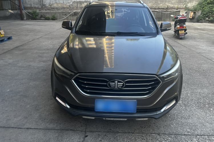 Used Bestune X40 2018 Internet Celebrity Edition 1.6L Automatic Luxury Version Exterior 1