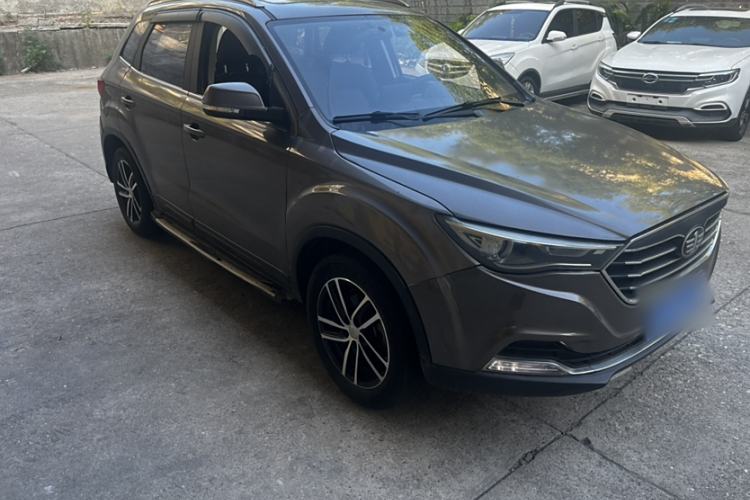 Used Bestune X40 2018 Internet Celebrity Edition 1.6L Automatic Luxury Version Exterior 2