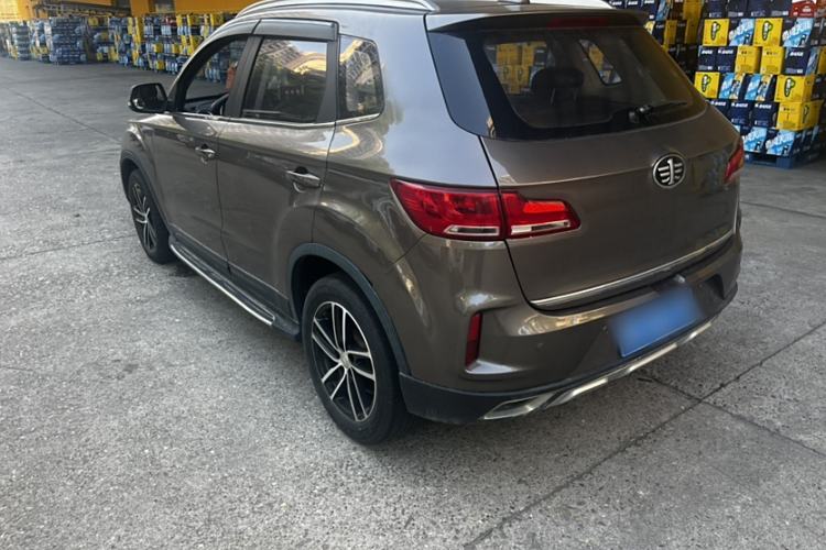 Used Bestune X40 2018 Internet Celebrity Edition 1.6L Automatic Luxury Version Exterior 3