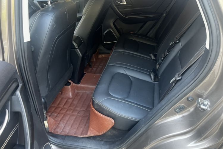 Used Bestune X40 2018 Internet Celebrity Edition 1.6L Automatic Luxury Version Interior 3