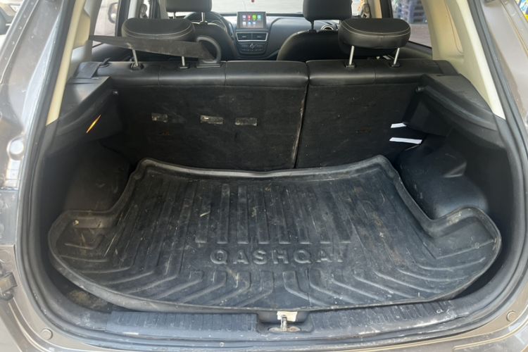 Used Bestune X40 2018 Internet Celebrity Edition 1.6L Automatic Luxury Version Interior 4