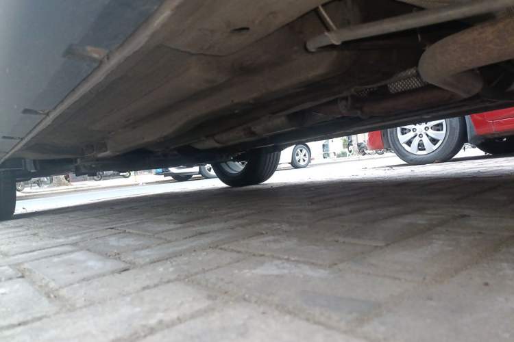 Used Bestune X40 2018 Internet Celebrity Edition 1.6L Manual Luxury Version Chassis Rear Left