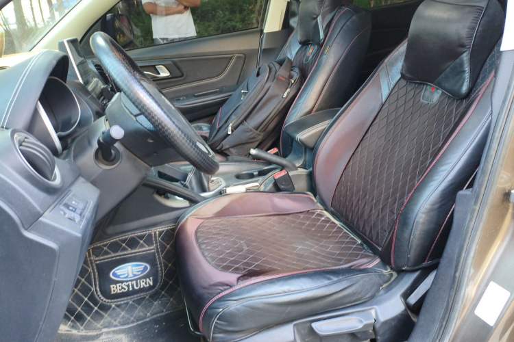 Used Bestune X40 2018 Internet Celebrity Edition 1.6L Manual Luxury Version Left Front Seat
