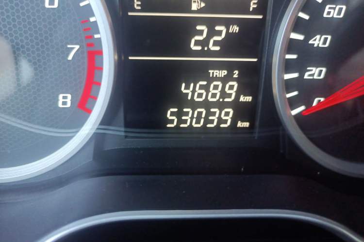 Used Bestune X40 2018 Internet Celebrity Edition 1.6L Manual Luxury Version Odometer Close Up