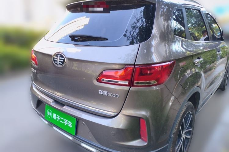 Used Bestune X40 2018 Internet Celebrity Edition 1.6L Manual Luxury Version Rear Right 45 Deg
