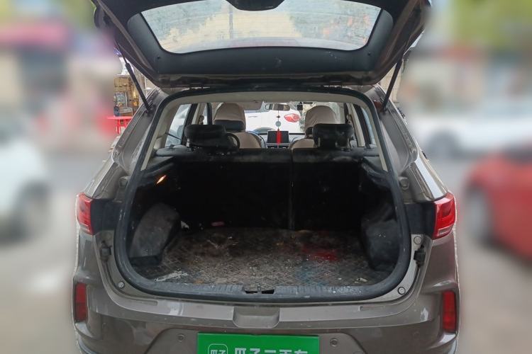 Used Bestune X40 2018 Internet Celebrity Edition 1.6L Manual Luxury Version Trunk