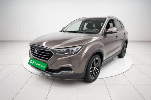 Bestune X40 2018 Internet Celebrity Edition 1.6L Automatic Connected Smart Cool Type usado