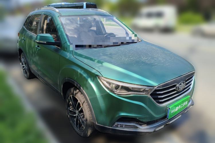 Used Bestune X40 2018 Internet Celebrity Edition 1.6L Automatic Luxury Version Front Right 45 Deg