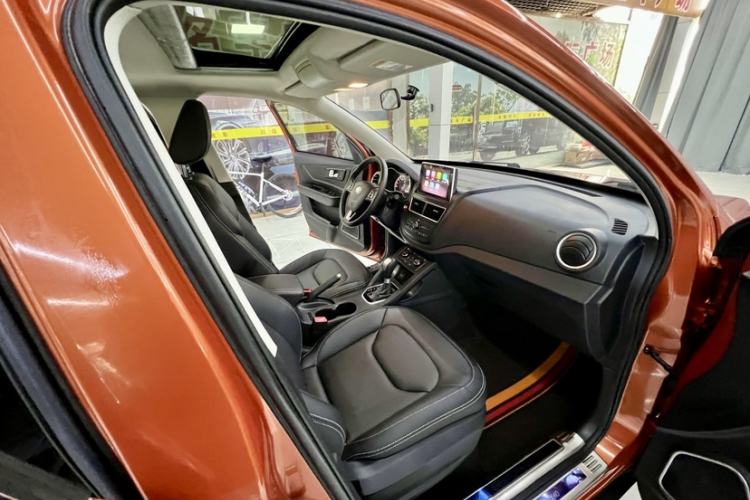 Used Bestune X40 2018 Internet Celebrity Edition 1.6L Automatic Connected Smart Cool Type Interior 8