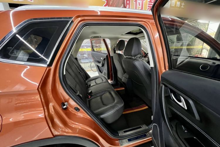 Used Bestune X40 2018 Internet Celebrity Edition 1.6L Automatic Connected Smart Cool Type Interior 9
