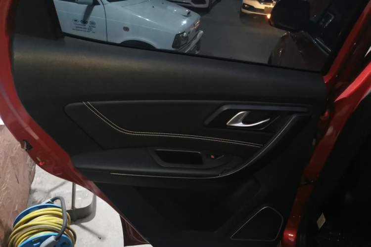 Used Bestune X40 2018 Internet Celebrity Edition 1.6L Automatic Luxury Version Left Rear Door Interior