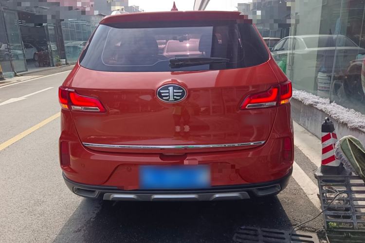 Used Bestune X40 2018 Internet Celebrity Edition 1.6L Automatic Luxury Version Rear
