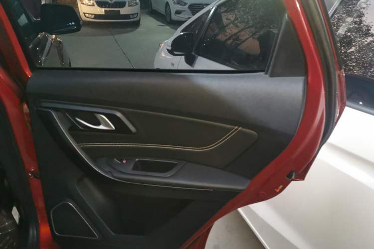 Used Bestune X40 2018 Internet Celebrity Edition 1.6L Automatic Luxury Version Right Rear Door Interior