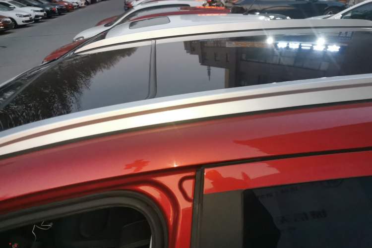 Used Bestune X40 2018 Internet Celebrity Edition 1.6L Automatic Luxury Version Roof