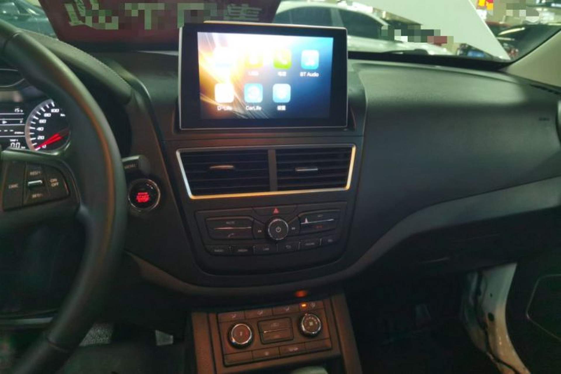 Used Bestune X40 2018 Internet Celebrity Edition 1.6L Automatic Luxury Version Audio And AC Panel