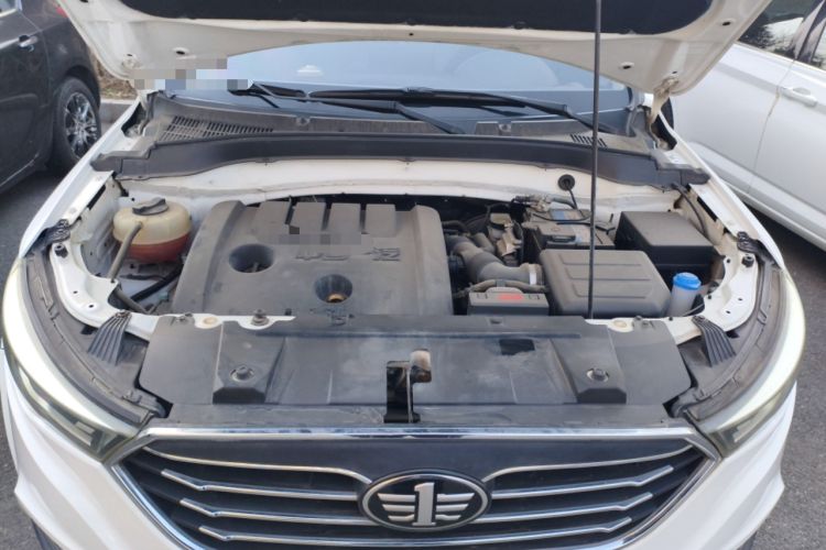 Used Bestune X40 2018 Internet Celebrity Edition 1.6L Automatic Connected Smart Cool Type Engine Bay
