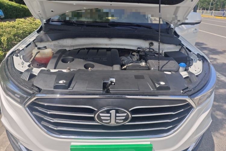 Used Bestune X40 2018 Internet Celebrity Edition 1.6L Manual Luxury Version Engine Bay