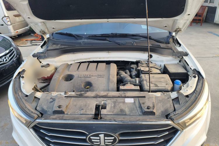 Used Bestune X40 2018 Internet Celebrity Edition 1.6L Automatic Luxury Version Engine Bay